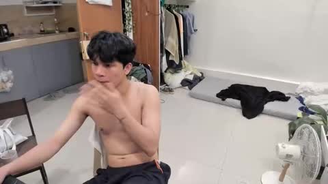 Snapshot of thegreenmagus chatting on October 2025 08:20:01 PM Green online show from October 2025 08:20:01 PM