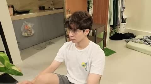 Green online show from December 2025 06:25:01 PM