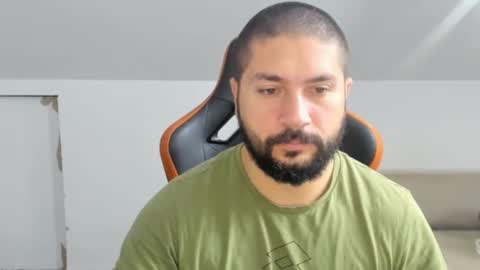 Snapshot of theguardian7 chatting on November 2025 10:51:02 AM theguardian7 online show from November 2025 10:51:02 AM