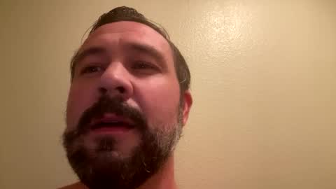 Snapshot of thehandyman951 chatting on February 2025 01:29:01 AM thehandyman951 online show from February 2025 01:29:01 AM