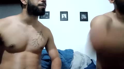 thehousedog online show from January 2025 04:05:01 AM