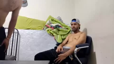 thehousedog online show from January 2025 09:25:01 PM