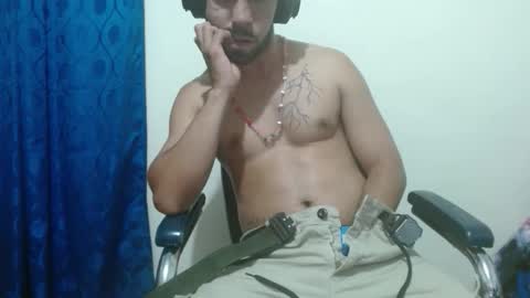 thehousedog online show from October 2025 02:56:01 AM