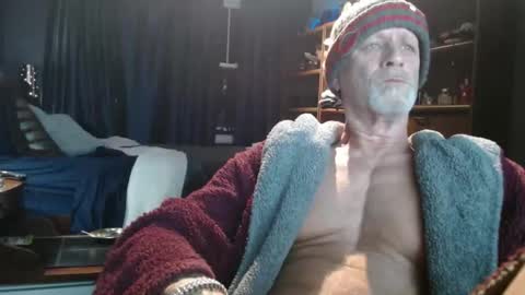 Snapshot of thehouseguy513 chatting on March 2026 03:42:02 AM thehouseguy513 online show from March 2026 03:42:02 AM