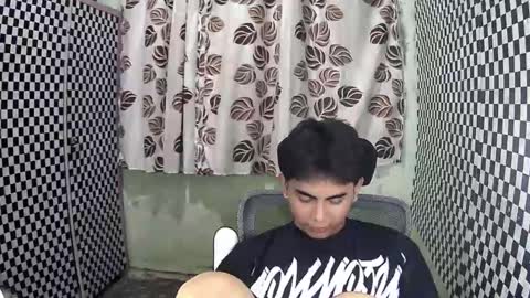 Xerxis online show from December 2024 01:02:02 PM