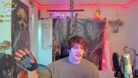 Snapshot of thejohnnystone chatting on October 2025 11:55:01 PM Johnny Stone online show from October 2025 11:55:01 PM