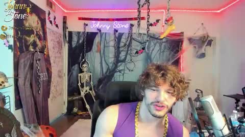 Snapshot of thejohnnystone chatting on October 2025 11:52:02 PM Johnny Stone online show from October 2025 11:52:02 PM