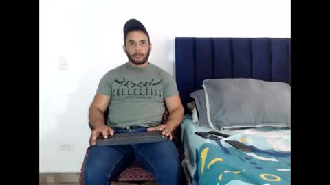 Snapshot of theking_david25 chatting on June 2026 04:18:01 PM Ronny online show from June 2026 04:18:01 PM