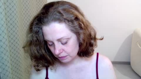 Ella online show from March 2026 07:04:02 PM