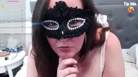 Lacey online show from April 2026 08:28:02 PM