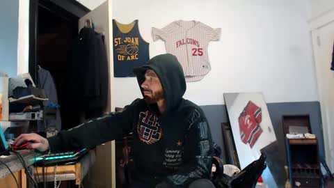 Snapshot of themechanic_ chatting on February 2025 05:18:01 PM sledge online show from February 2025 05:18:01 PM