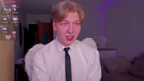 Snapshot of themikesever chatting on November 2025 09:09:01 AM Sever online show from November 2025 09:09:01 AM