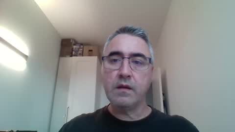 Snapshot of themohican chatting on April 2026 05:40:02 PM Themohican online show from April 2026 05:40:02 PM
