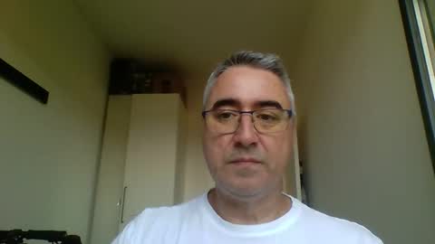 Snapshot of themohican chatting on April 2026 09:12:02 AM Themohican online show from April 2026 09:12:02 AM