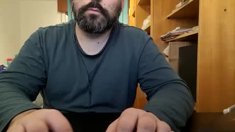 themoontiger online show from December 2025 09:19:02 PM