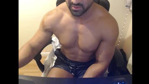 TheMuscleFactory online show from November 2025 06:53:01 PM