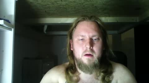 Snapshot of thenewdude1992 chatting on December 2024 11:26:02 PM thenewdude1992 online show from December 2024 11:26:02 PM