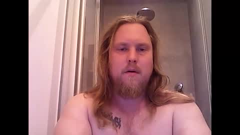 Snapshot of thenewdude1992 chatting on October 2025 09:02:01 PM thenewdude1992 online show from October 2025 09:02:01 PM