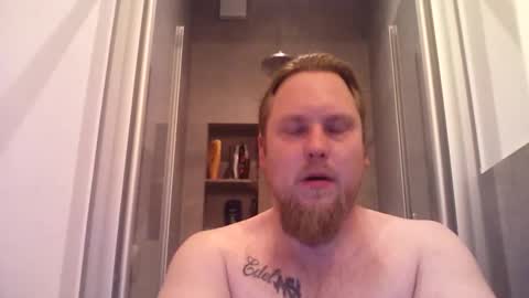 Snapshot of thenewdude1992 chatting on January 2026 05:27:02 PM thenewdude1992 online show from January 2026 05:27:02 PM