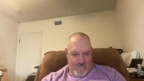 Snapshot of thenewganon chatting on May 2026 04:35:02 PM thenewganon online show from May 2026 04:35:02 PM