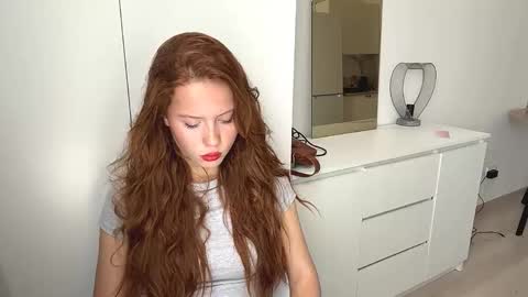 Snapshot of theolamaurais chatting on September 2025 05:20:02 AM Mia online show from September 2025 05:20:02 AM