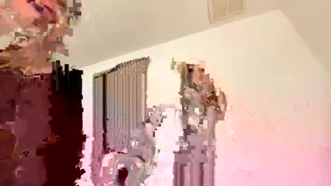 Snapshot of theoneandonlyava chatting on March 2025 09:10:02 AM Ava online show from March 2025 09:10:02 AM