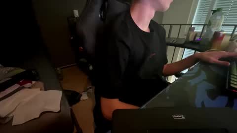 Snapshot of theothede19cm chatting on November 2025 10:26:01 AM theothede19cm online show from November 2025 10:26:01 AM