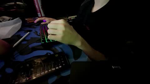 Snapshot of theothede19cm chatting on November 2025 12:36:02 PM theothede19cm online show from November 2025 12:36:02 PM