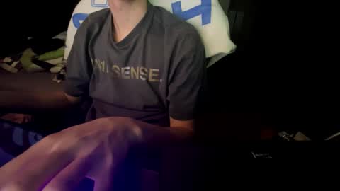 Snapshot of theothede19cm chatting on November 2025 03:25:01 PM theothede19cm online show from November 2025 03:25:01 PM