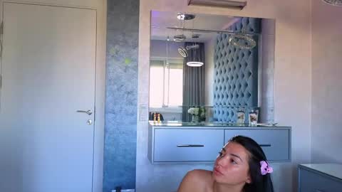 Theowonder online show from May 2026 07:35:02 AM