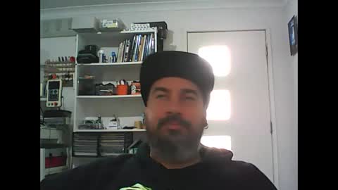 Snapshot of theozbeardguy chatting on May 2026 01:25:02 AM aussiebeard online show from May 2026 01:25:02 AM