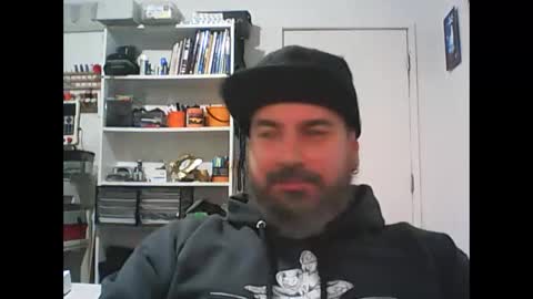 Snapshot of theozbeardguy chatting on May 2026 08:00:01 AM aussiebeard online show from May 2026 08:00:01 AM