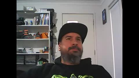 Snapshot of theozbeardguy chatting on May 2026 01:45:02 AM aussiebeard online show from May 2026 01:45:02 AM