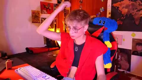 Snapshot of theprince_red chatting on April 2026 10:23:02 PM Matt independent model online show from April 2026 10:23:02 PM