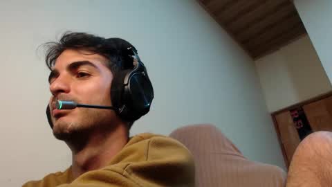 Snapshot of therazhanen chatting on September 2025 04:45:02 AM Santiago Enrique online show from September 2025 04:45:02 AM