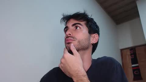 Snapshot of therazhanen chatting on February 2026 03:46:02 AM Santiago Enrique online show from February 2026 03:46:02 AM