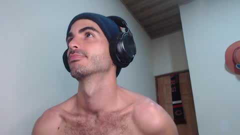 Snapshot of therazhanen chatting on March 2026 05:51:02 AM Santiago Enrique online show from March 2026 05:51:02 AM