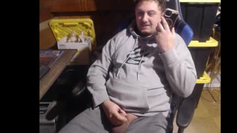 Snapshot of therealbigcheese0695 chatting on March 2026 12:50:01 AM therealbigcheese0695 online show from March 2026 12:50:01 AM