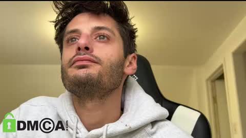 therealdylansdick online show from November 2025 08:31:01 PM