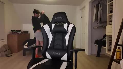 therealdylansdick online show from February 2026 06:54:01 AM