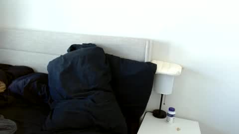 Snapshot of therealkingyoshi chatting on November 2025 05:13:02 PM Yoshi online show from November 2025 05:13:02 PM