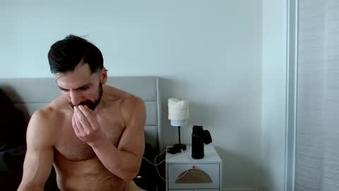 Snapshot of therealkingyoshi chatting on January 2026 07:39:01 PM Yoshi online show from January 2026 07:39:01 PM