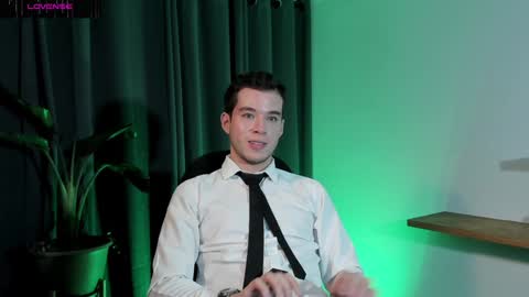 Snapshot of therealmartincox chatting on December 2024 03:49:02 AM 4th online show from December 2024 03:49:02 AM
