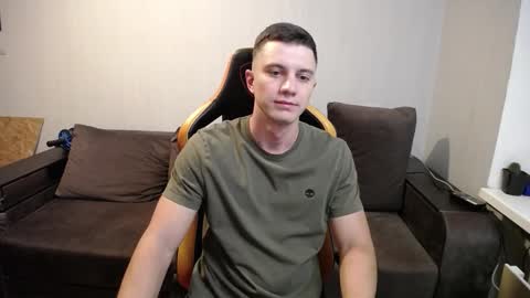 Nick   online show from September 2025 03:50:01 PM