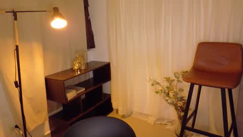 Mar online show from October 2025 01:24:02 AM