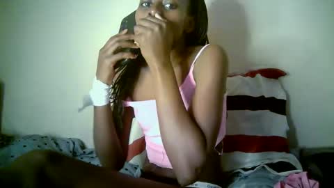 Snapshot of therry_heart chatting on May 2026 03:49:02 PM hearty online show from May 2026 03:49:02 PM
