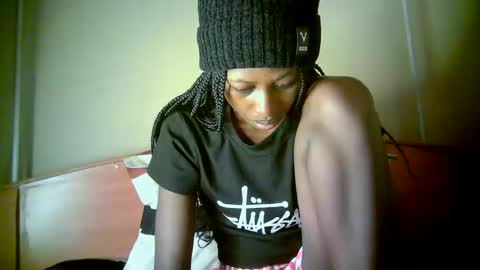 Snapshot of therry_heart chatting on May 2026 03:55:02 AM hearty online show from May 2026 03:55:02 AM