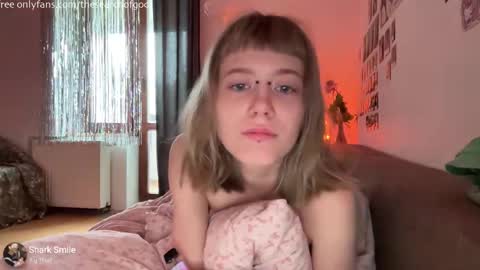 LISA                                            online show from November 2025 09:40:01 AM