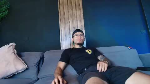 thestraightroom online show from April 2026 12:51:02 PM