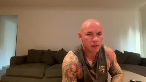 Snapshot of thetattooed chatting on January 2025 08:09:01 AM The tattooed online show from January 2025 08:09:01 AM